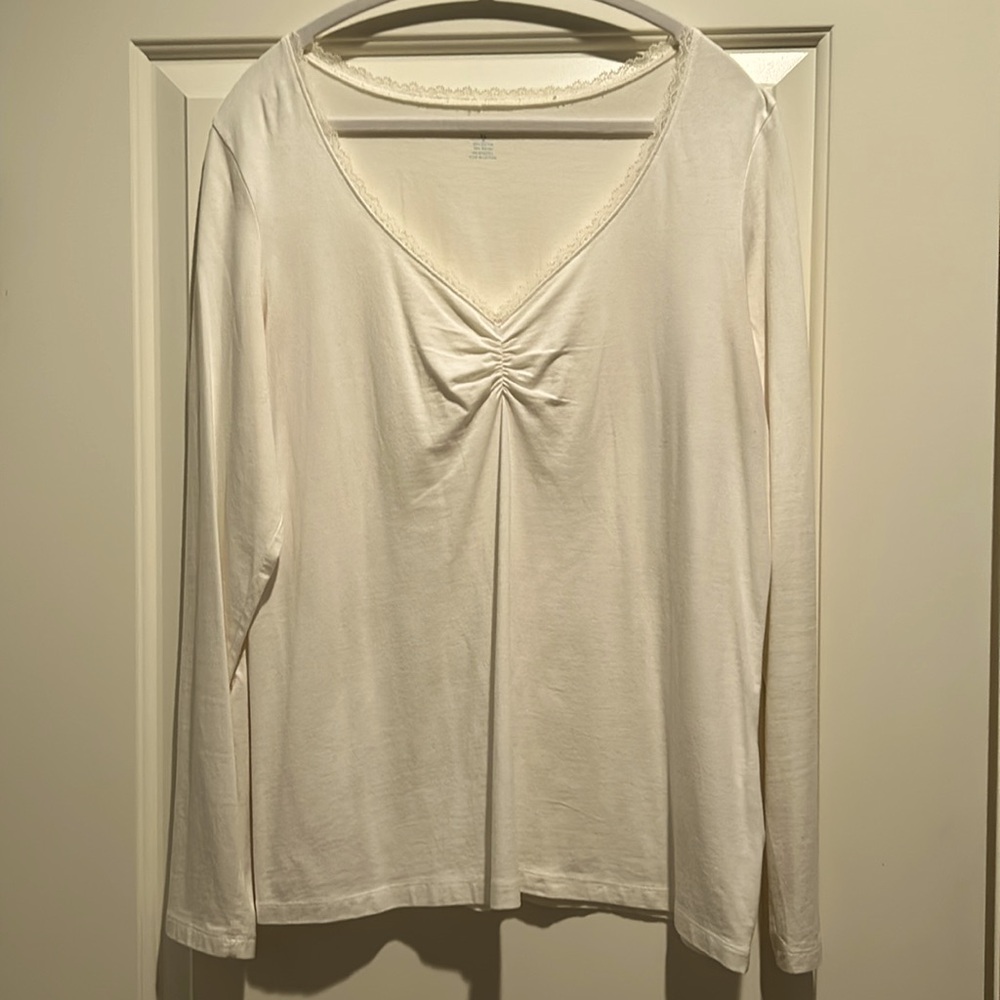 Lands’ End Cream Pullover
